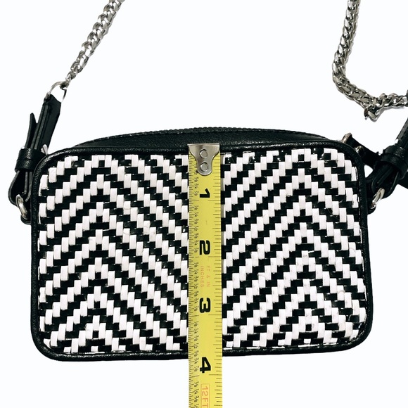 Banana Republic Woven Crossbody Mini Purse - Picture 3 of 4